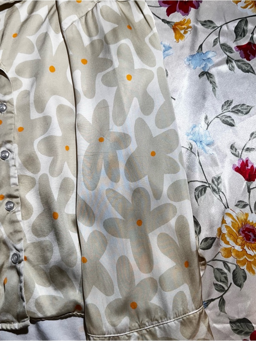 NEENDI ABSTRACT DAISY LONG PAJAMA SET SIZE SMALL - Picture 4 of 7